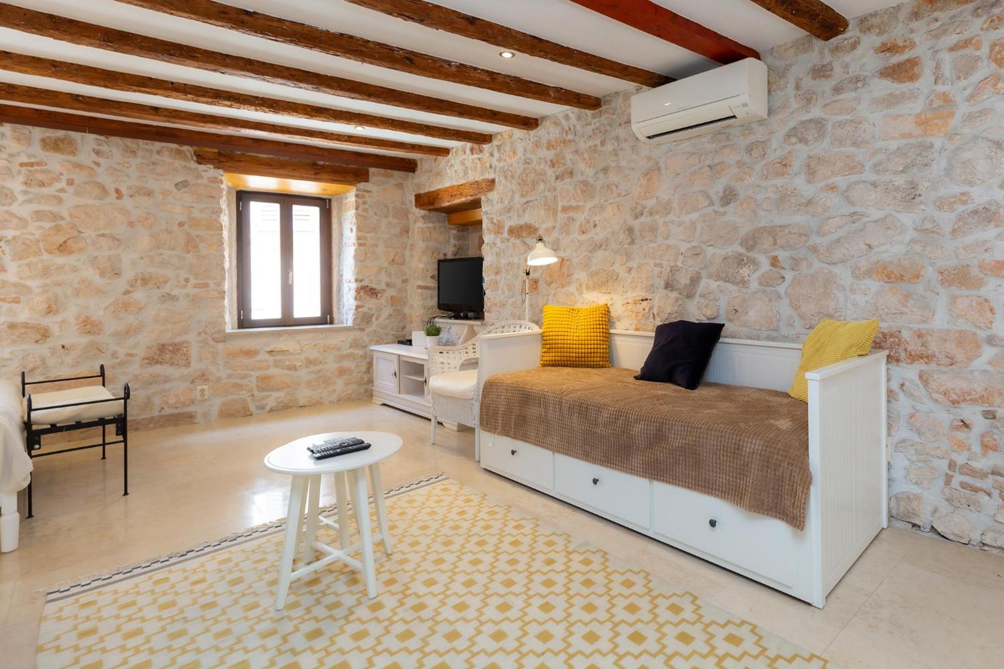 Deamicis Studios By Irundo โรวีน ภายนอก รูปภาพ